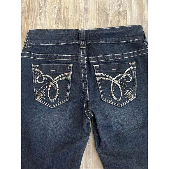 Maurices Low Rise Capri Crop Jeans Stretch Rhinestones Sequins Women’s Sz Small - Picture 6 of 9